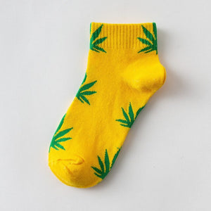 Short tube maple leaf socks hip hop socks men and women street skateboard boat socks hemp leaf sports tide socks SA-8
