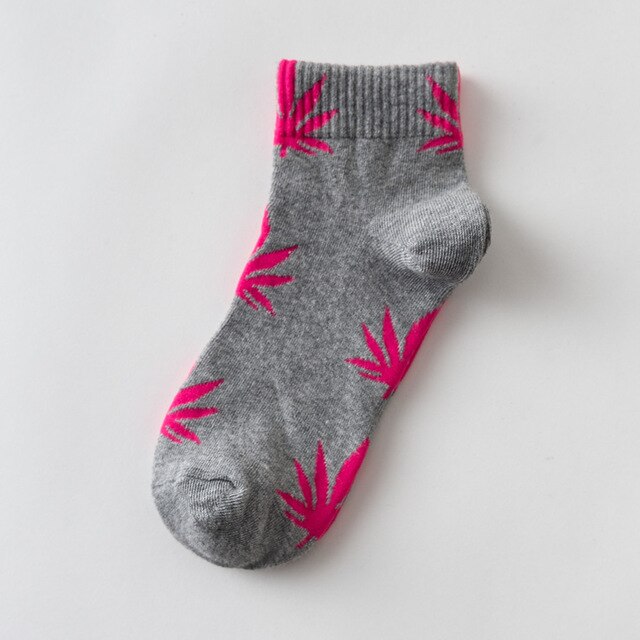 Short tube maple leaf socks hip hop socks men and women street skateboard boat socks hemp leaf sports tide socks SA-8