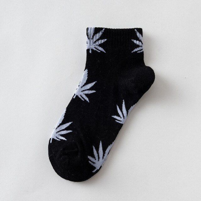 Short tube maple leaf socks hip hop socks men and women street skateboard boat socks hemp leaf sports tide socks SA-8