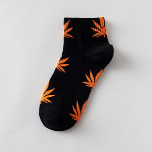 Short tube maple leaf socks hip hop socks men and women street skateboard boat socks hemp leaf sports tide socks SA-8