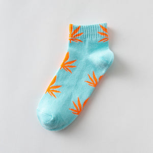 Short tube maple leaf socks hip hop socks men and women street skateboard boat socks hemp leaf sports tide socks SA-8