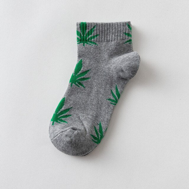 Short tube maple leaf socks hip hop socks men and women street skateboard boat socks hemp leaf sports tide socks SA-8