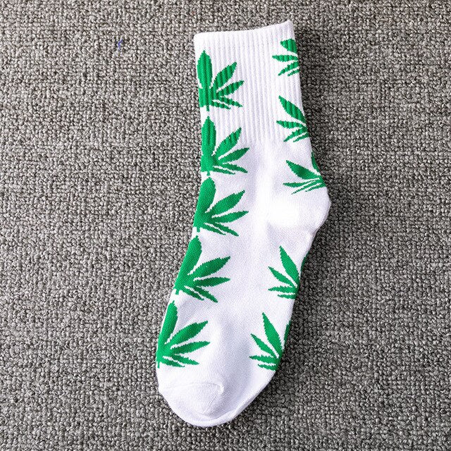 Fashion comfortable high quality cotton socks leaf maple leaves leisure hemp weed stockings spring and autumn winter